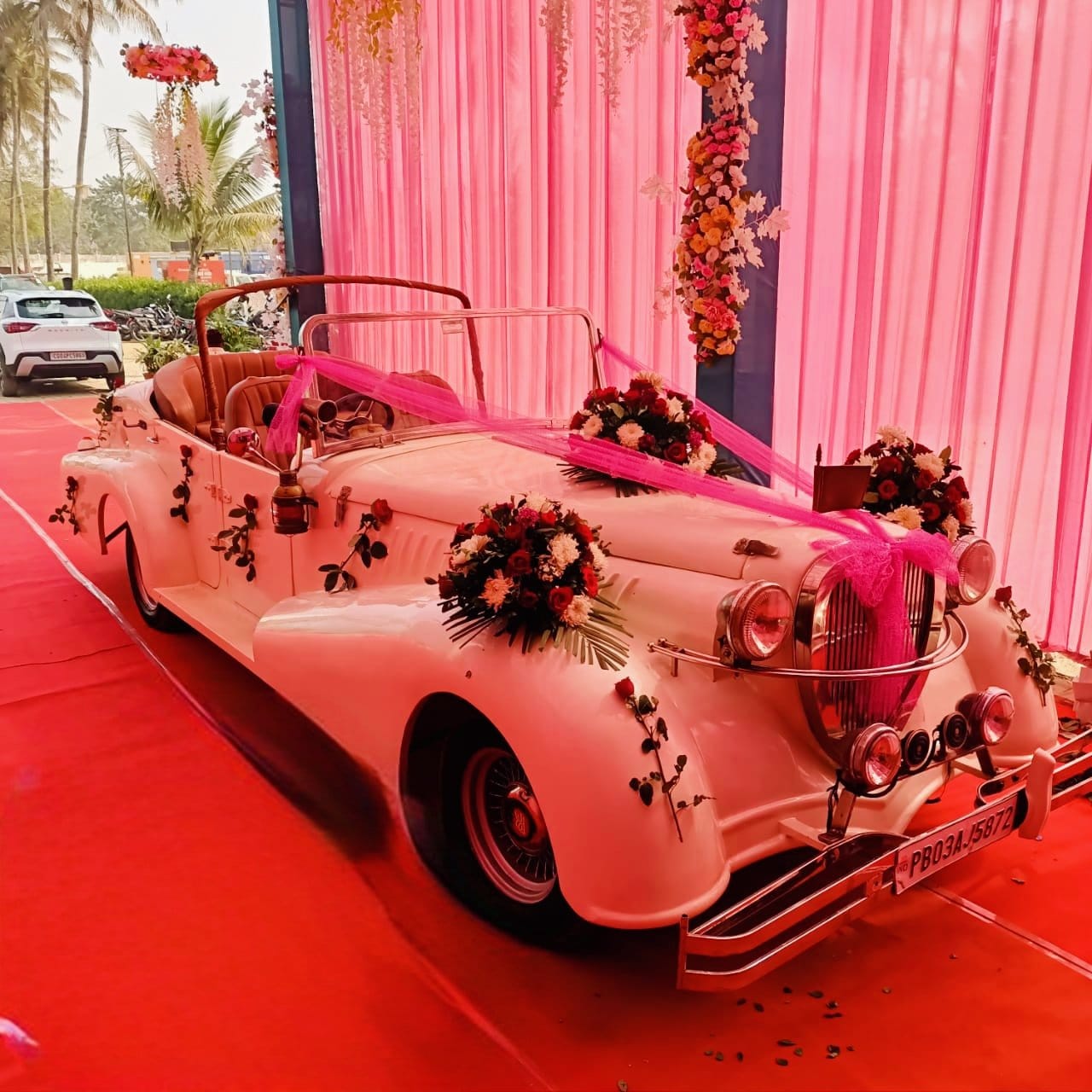 Marrige vintage car