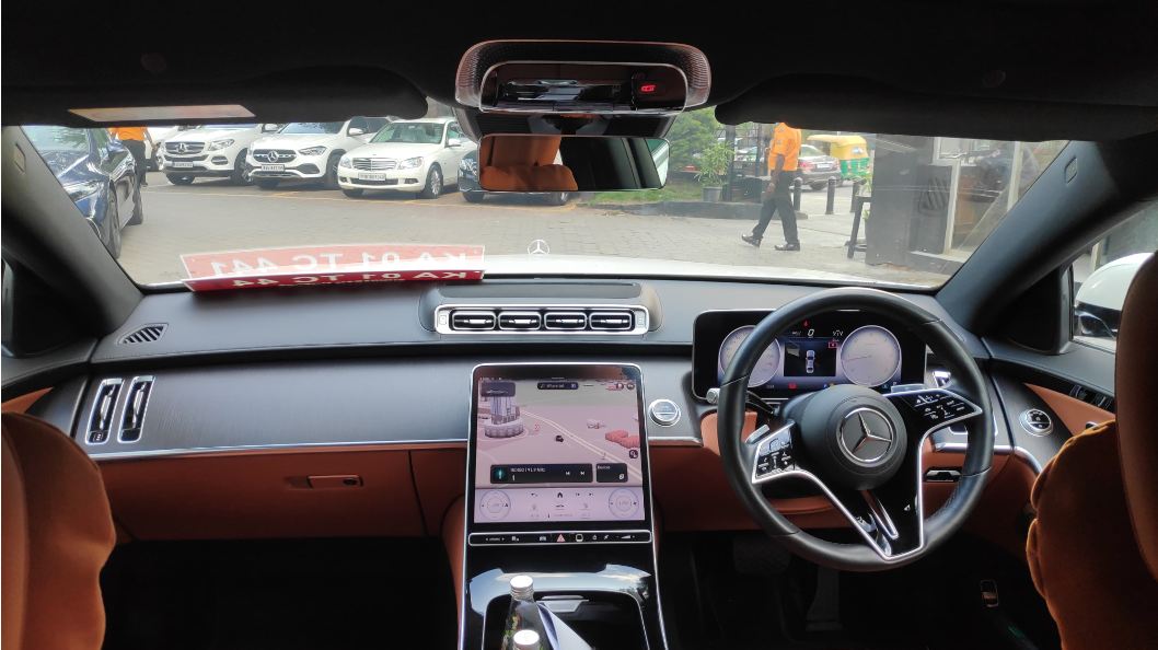 car glimpse
