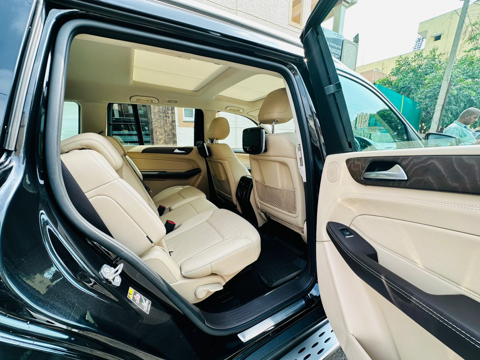 Outstation cabs in Bangalore - Cab Hire

