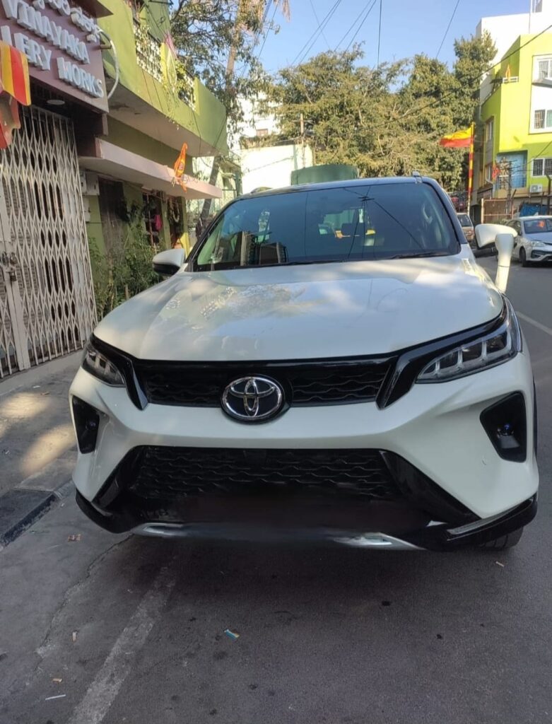 car glimpse 11